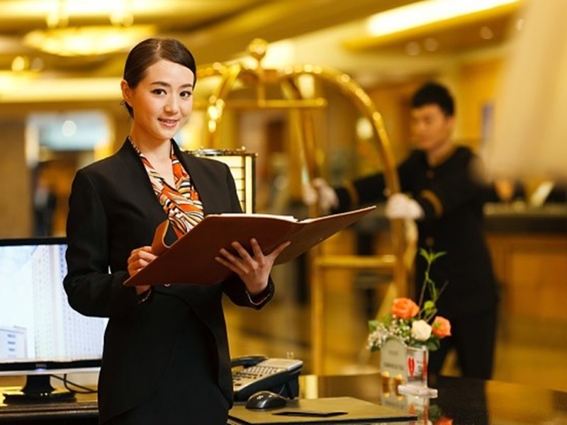 Học ngành quản trị nhà hàng khách sạn ra trường có dễ xin việc không?